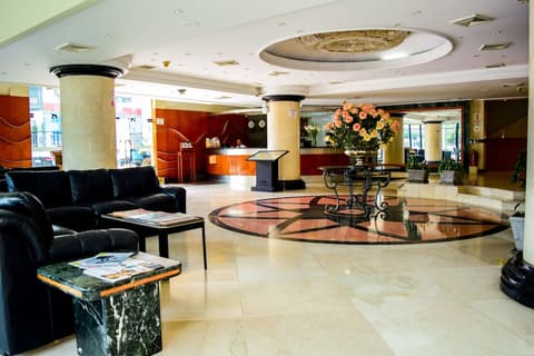 Hotel MiraMar, Reception