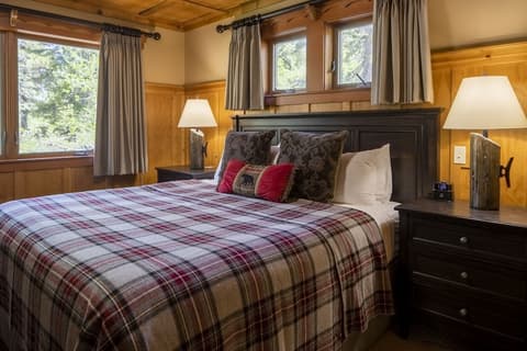 Tamarack Lodge and Resort, Room