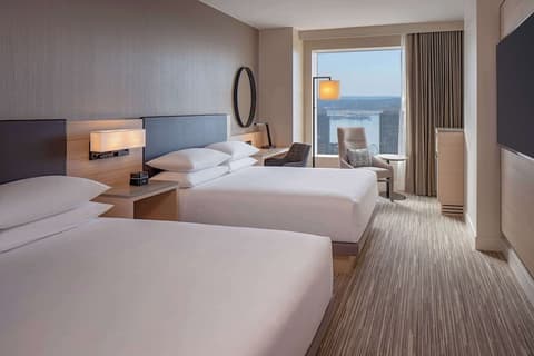 Hyatt Regency Seattle, Room