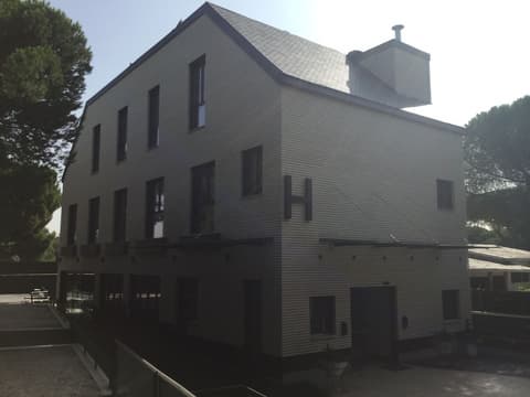 H La Cabaña, Front of property