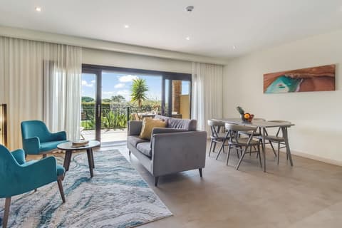 Vale de Milho Village, Living area