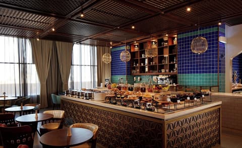 Tilal Riyadh, Restaurant