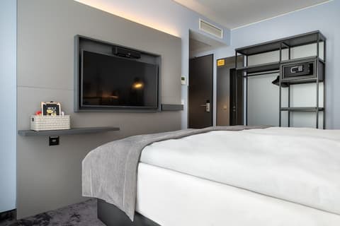 Holiday Inn - the niu, Charly Frankfurt City by IHG, Room