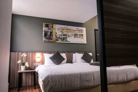 Days Hotel and Suites Fraser Business Park KL, Room