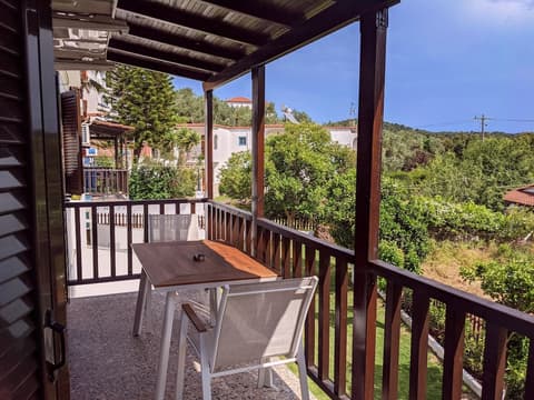 Villa Karina - Near Achladies Beach, Room