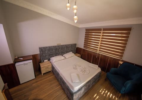 Royal Garden Suite and Hotel, Room