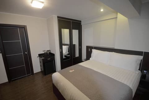 qp Hotels Trujillo, Room