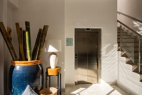 Loft Hotel Malecon Vallarta, Reception