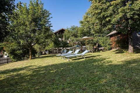 Gasthof Zur Sonne, Property grounds