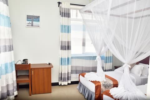 Sea Crest Hotel, Room