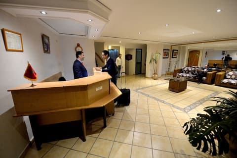 Hotel El  Djenina, Reception