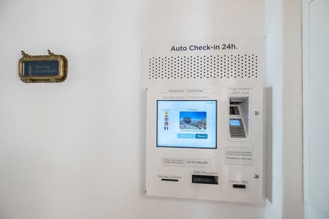 Nao Catedral Boutique Hotel, Reception