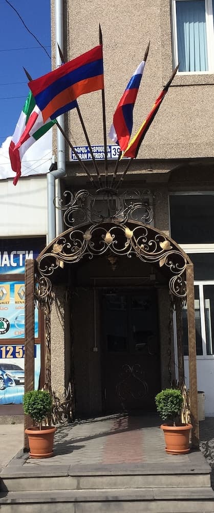 Apartments Tigran Petrosyan, Exterior