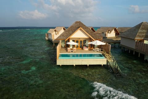 Emerald Faarufushi Resort & Spa, Room