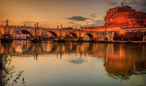 Vatican Tourist Inn, Pool