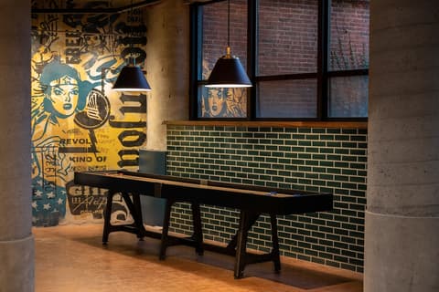 The Revolution Hotel, Reception