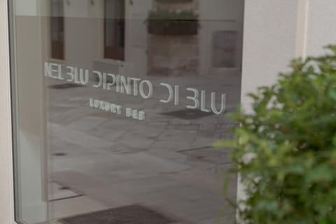 B&B nel Blu Dipinto di Blu, Exterior