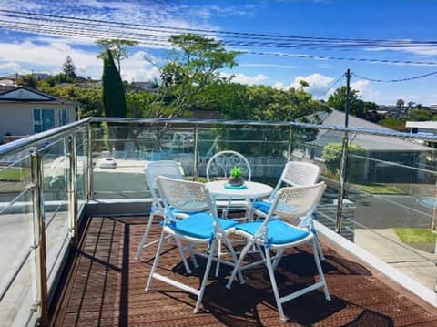 Sea view guest house, Room