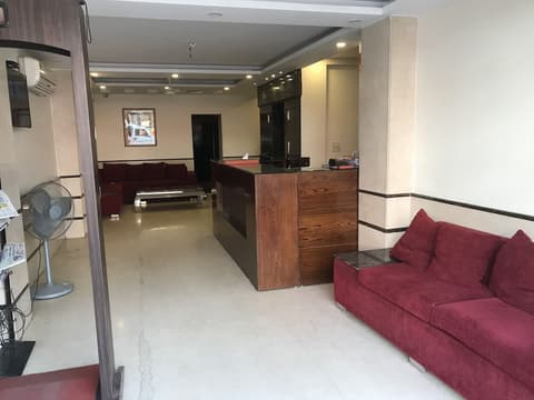 Hotel Avtar At New Delhi Railway Station, Lobby