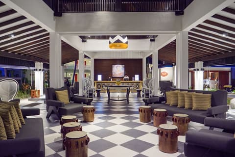 SAii Lagoon Maldives, Curio Collection by Hilton, Reception