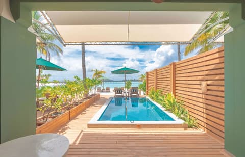 SAii Lagoon Maldives, Curio Collection by Hilton, Room