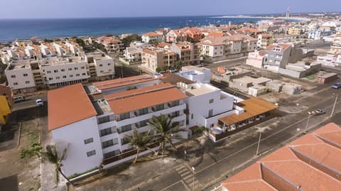 Hotel Da Luz, Parking