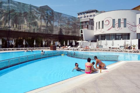 Studio Militari Residence M2, Outdoor pool