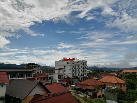 Vilayvong Hotel, Terrace/patio
