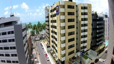 Comfort Hotel Maceió, Front of property