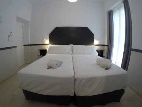 Hostal Hom Museo, Room