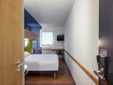 B&B HOTEL Wuppertal-Oberbarmen, Room