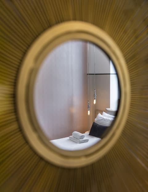 The Pinnacle Athens, Room