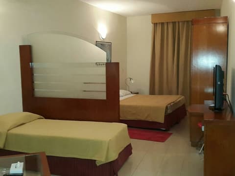 Al Raien Hotel Apartment, Room