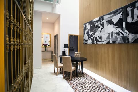 Casa de la Merced Suites, Lobby