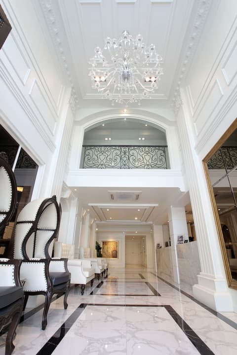 Villa de Khaosan, Lobby