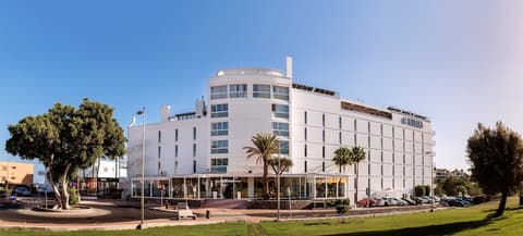 Hotel New Folias, Front of property