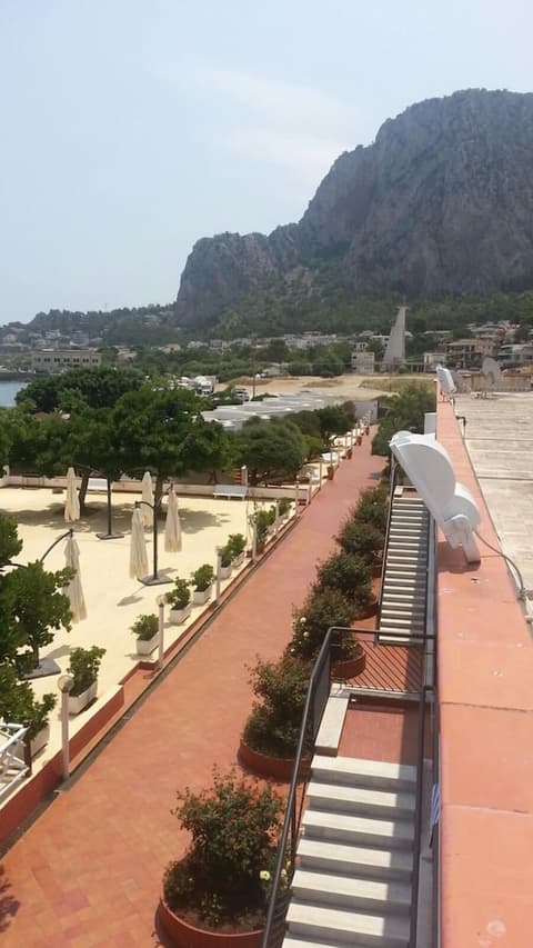 La Marsa Vacances, Exterior