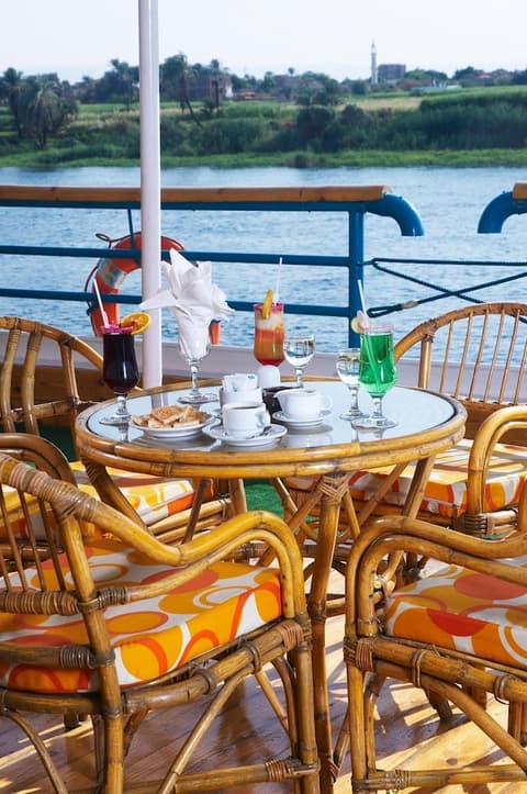 Nile Carnival Cruise, Restaurant