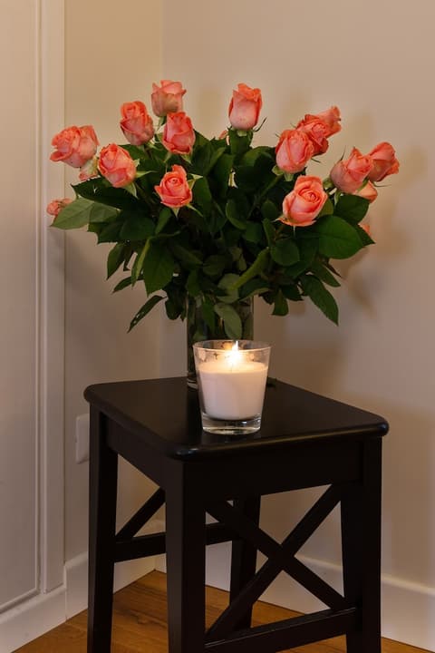 Tula Inn, Interior detail