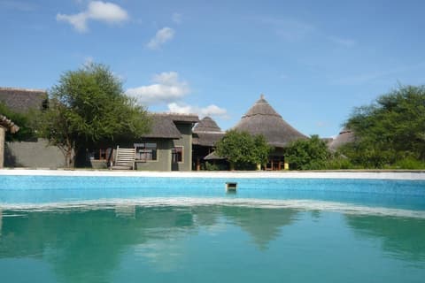 Roika Tarangire Tented Lodge, Pool