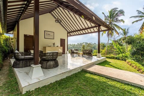 Bubble Hotel Bali Ubud - Glamping, Reception