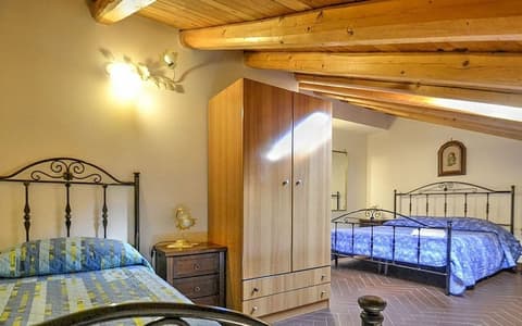 Villa Monte Serra, Room