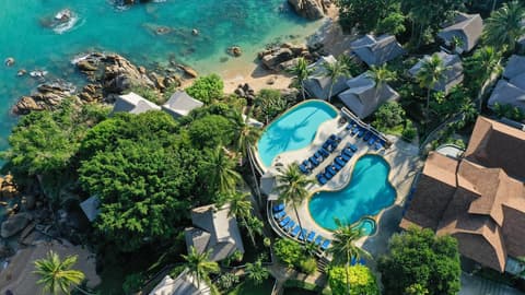 Coral Cliff Beach Resort Samui, Pool