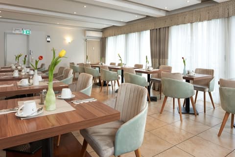 Hotel Meyerhof Lörrach, Breakfast area