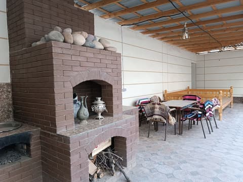 Ratmina, Terrace/patio