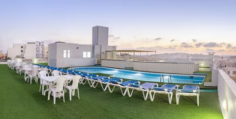 TJ Boutique Accommodation, Rooftop pool