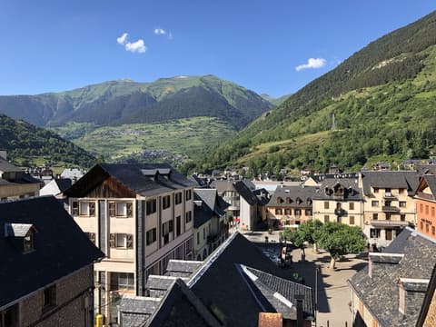 Hotel Ribaeta, Aerial view