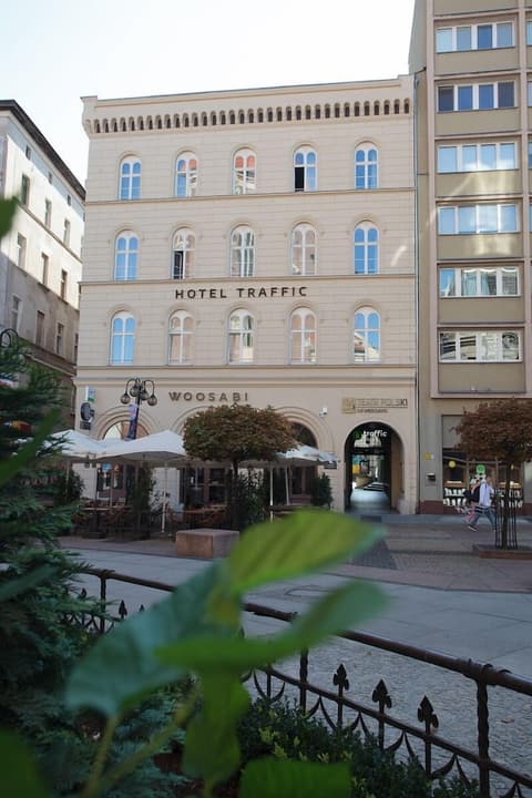 Hotel Traffic Wrocław Stare Miasto, Front of property
