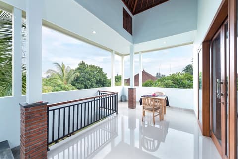 Liam Private Villa, Balcony