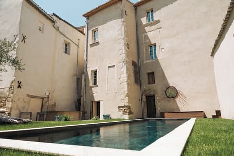 Palais Aoma, hôtel particulier de luxe en Provence, Terrace/patio